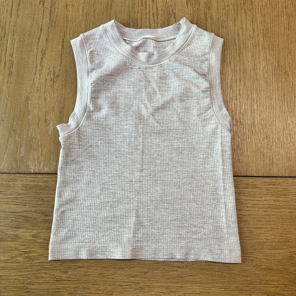 Athleta Renew Seamless Muscle Tank Size XXS Grey Heather - Picture 3 of 9